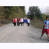 cc004  walking the course.jpg 86.5K